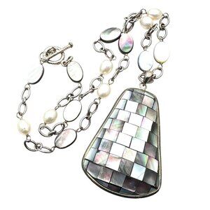 Womens Necklace Sterling Silver Inlay Pearl Pendant LUC 925 Designer